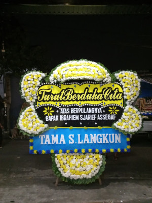 Papan Bunga Duka di Purwodinatan